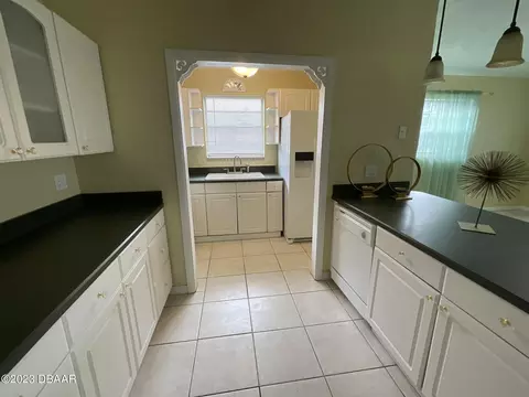 204 Lynnhurst Dr, Ormond Beach, FL 32176 photo 9