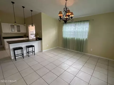 204 Lynnhurst Dr, Ormond Beach, FL 32176 photo 5