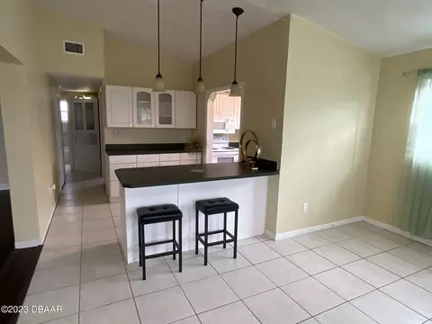 204 Lynnhurst Dr, Ormond Beach, FL 32176 photo 6