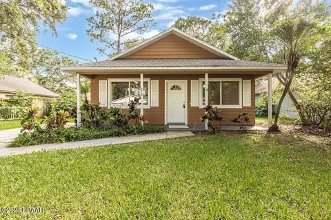 1328 Bender Ave, Holly Hill, FL 32117