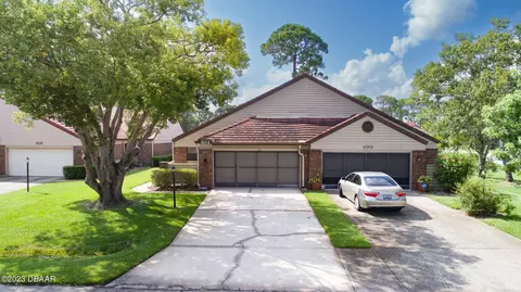 104 Bermuda Petrel Ct, Daytona Beach, FL 32119