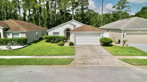 353 Dahoon Holly Dr, Daytona Beach, FL 32117