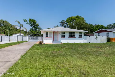 345 Tarragona Way, Daytona Beach, FL 32114