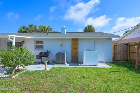 8 Ocean Crest Dr, Ormond Beach, FL 32176 photo 9