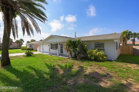 8 Ocean Crest Dr, Ormond Beach, FL 32176 photo 5