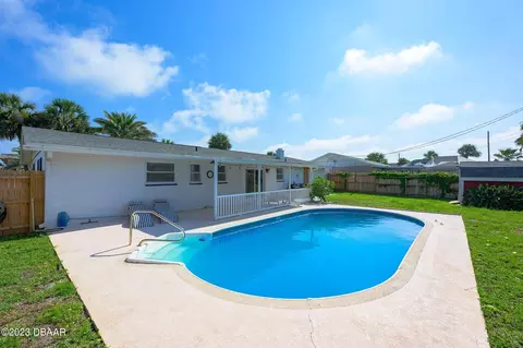 8 Ocean Crest Dr, Ormond Beach, FL 32176 photo 11