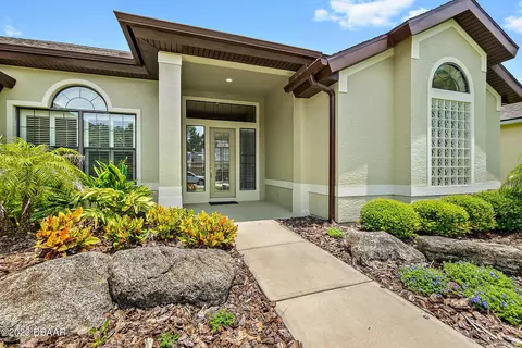 1024 Stone Lake Dr, Ormond Beach, FL 32174 photo 2