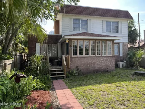 243 Daytona Ave, Holly Hill, FL 32117