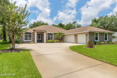 18 Indianhead Dr, Ormond Beach, FL 32174