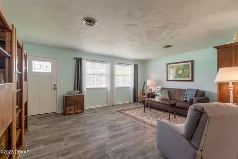 39 Amsden Rd, Ormond Beach, FL 32176 photo 3