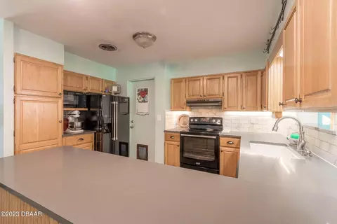 39 Amsden Rd, Ormond Beach, FL 32176 photo 9