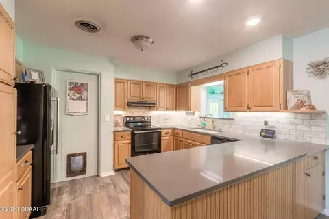 39 Amsden Rd, Ormond Beach, FL 32176 photo 8