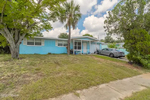 1134 Lewis Dr, Daytona Beach, FL 32117