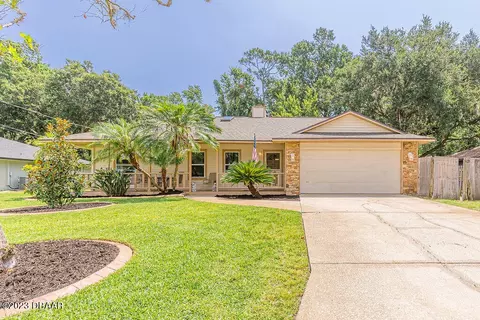 40 Charleston Sq, Ormond Beach, FL 32174