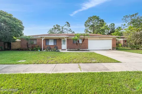115 Westwood Dr, Daytona Beach, FL 32119
