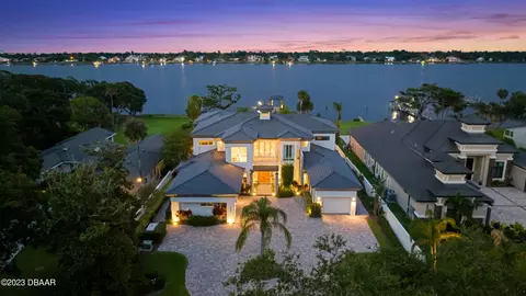 437 N Beach St, Ormond Beach, FL 32174