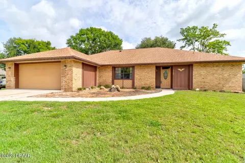 6160 Del Rio Dr, Port Orange, FL 32127