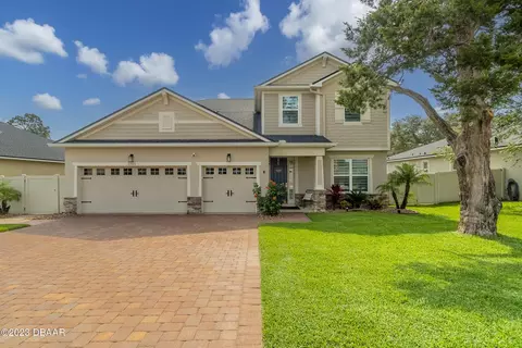 2369 Oxmoor Dr, Deland, FL 32724