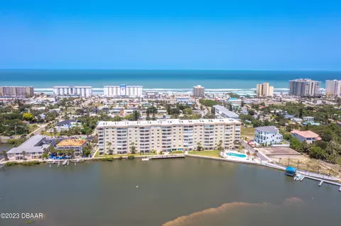 3606 S Peninsula Dr #202, Port Orange, FL 32127