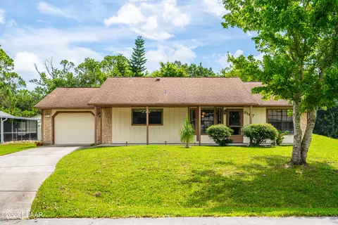 3107 Vista Palm Dr, Edgewater, FL 32141