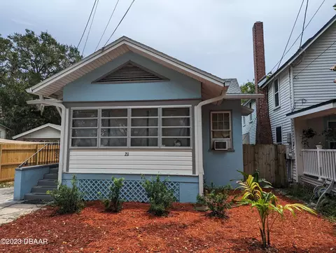 211 Loomis Ave, Daytona Beach, FL 32114