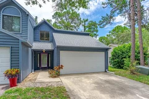 1121 Southwinds Dr #4, Port Orange, FL 32129