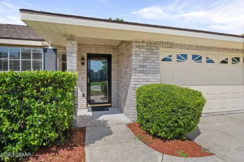 1077 Blue Horizon Dr, Deltona, FL 32725