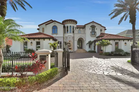 66 John Anderson Dr, Ormond Beach, FL 32176 photo 4