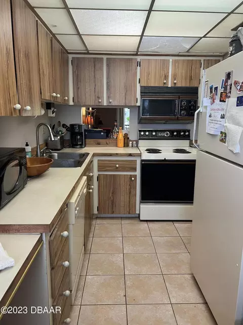 640 N Nova Rd #204, Ormond Beach, FL 32174 photo 5