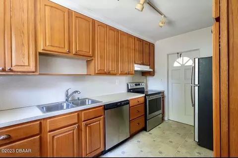 94 Hernandez Ave, Ormond Beach, FL 32174 photo 7