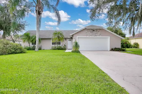2473 Newmark Dr, Deltona, FL 32738