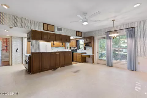 573 Rockledge Dr, Rockledge, FL 32955 photo 8