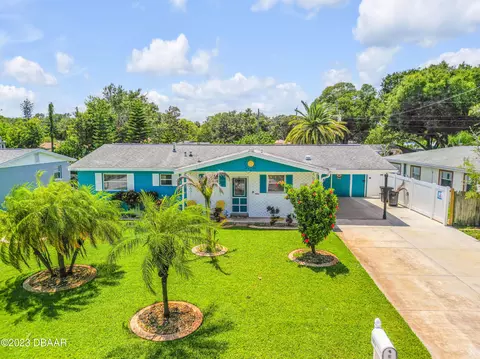 1806 Biscayne Ave, South Daytona, FL 32119
