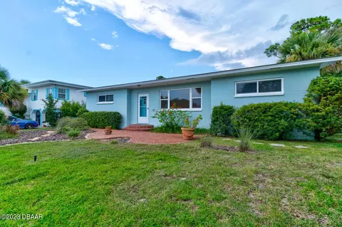 80 Rockefeller Dr, Ormond Beach, FL 32176 photo 2