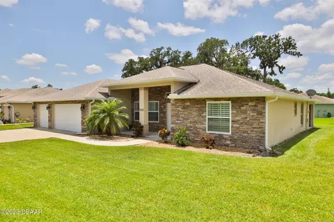 3365 Country Manor Dr, South Daytona, FL 32119