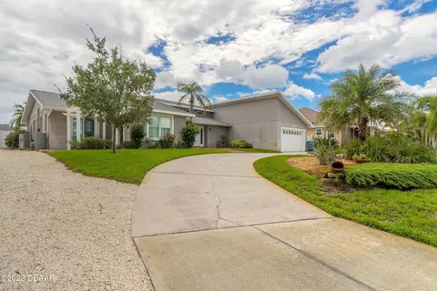 3559 John Anderson Dr, Ormond Beach, FL 32176 photo 2