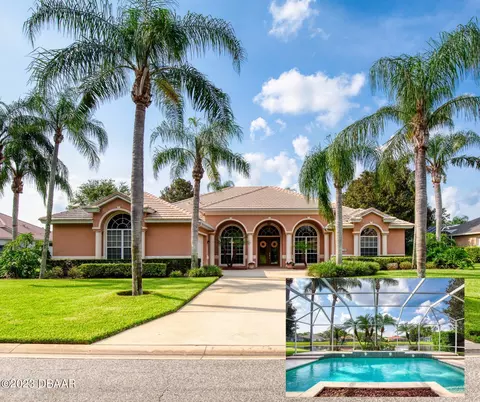 2708 Autumn Leaves Dr, Port Orange, FL 32128