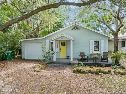 1217 Dixie Ave, Holly Hill, FL 32117