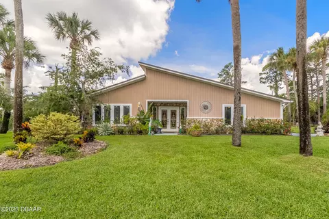448 Pelican Bay Dr, Daytona Beach, FL 32119