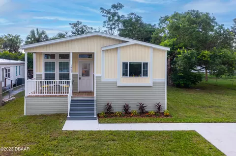1907 Woodcrest Dr, Ormond Beach, FL 32174