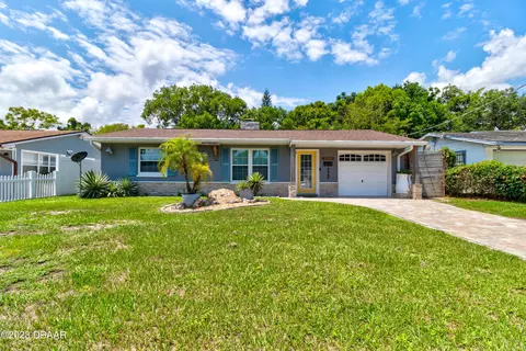 732 Colfax Dr, Daytona Beach, FL 32114