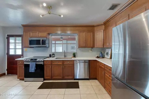 86 Highland Ave, Ormond Beach, FL 32174 photo 15