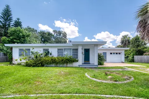 86 Highland Ave, Ormond Beach, FL 32174