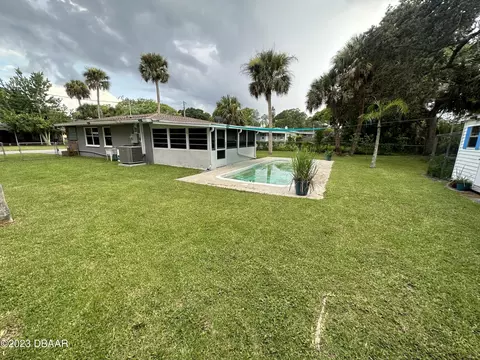 303 Joyce St, Edgewater, FL 32132 photo 4