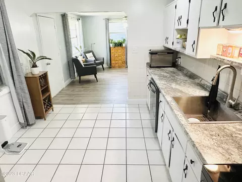 303 Joyce St, Edgewater, FL 32132 photo 8
