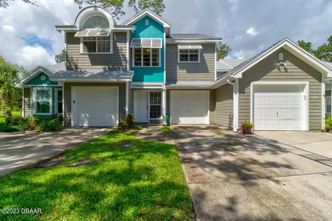 104 Grand Oaks Cir, Daytona Beach, FL 32114