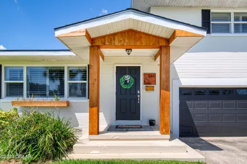 844 Peninsula Dr, Ormond Beach, FL 32176