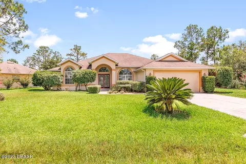 49 White Dove Ln, Palm Coast, FL 32164