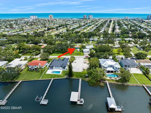 1482 John Anderson Dr, Ormond Beach, FL 32176 photo 2