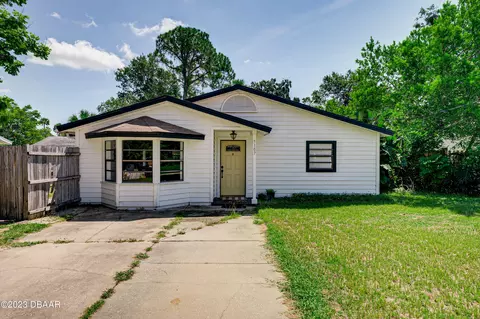 5107 Taylor Ave, Port Orange, FL 32127